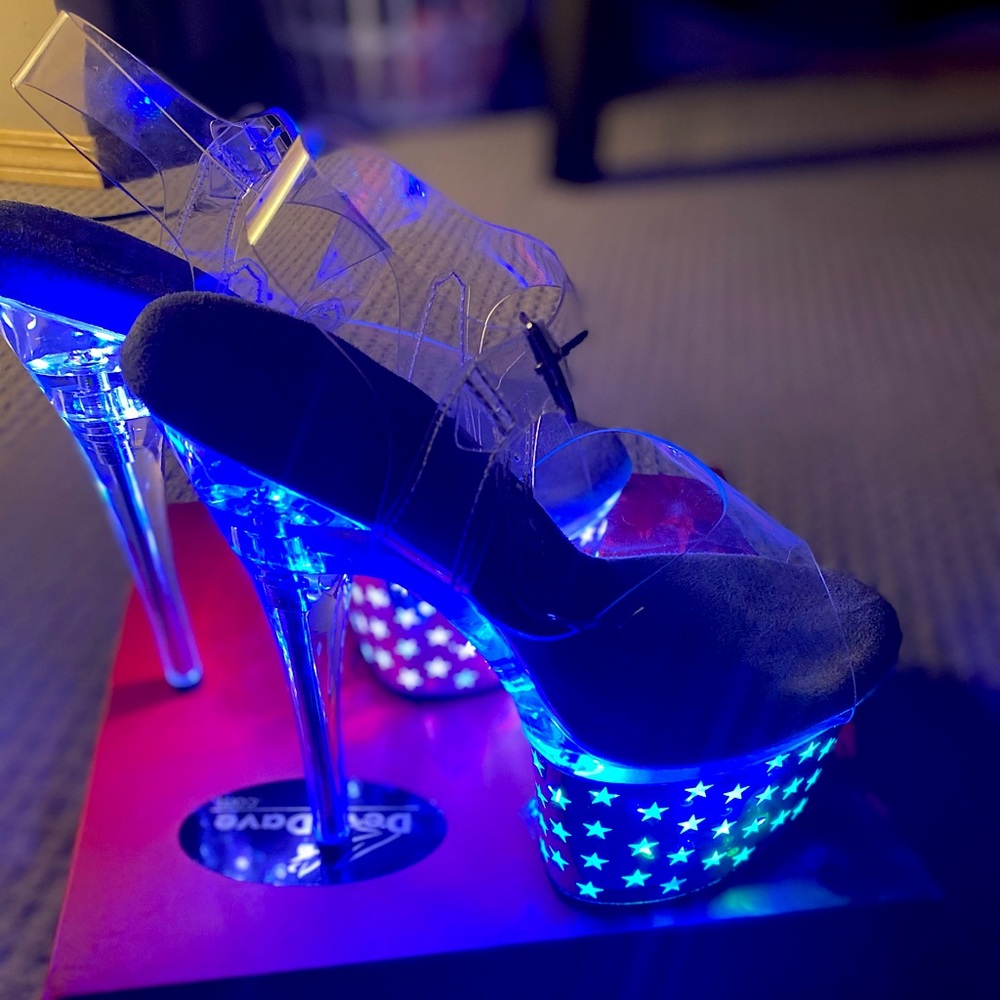 PLEASERs DISCO LITE-UP